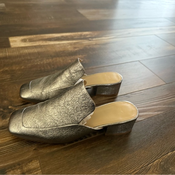 Mules - Picture 4 of 4